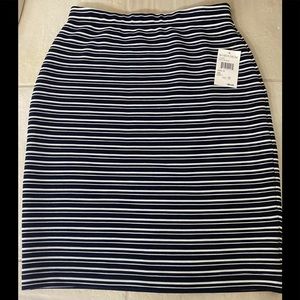 Pencil skirt, pull on